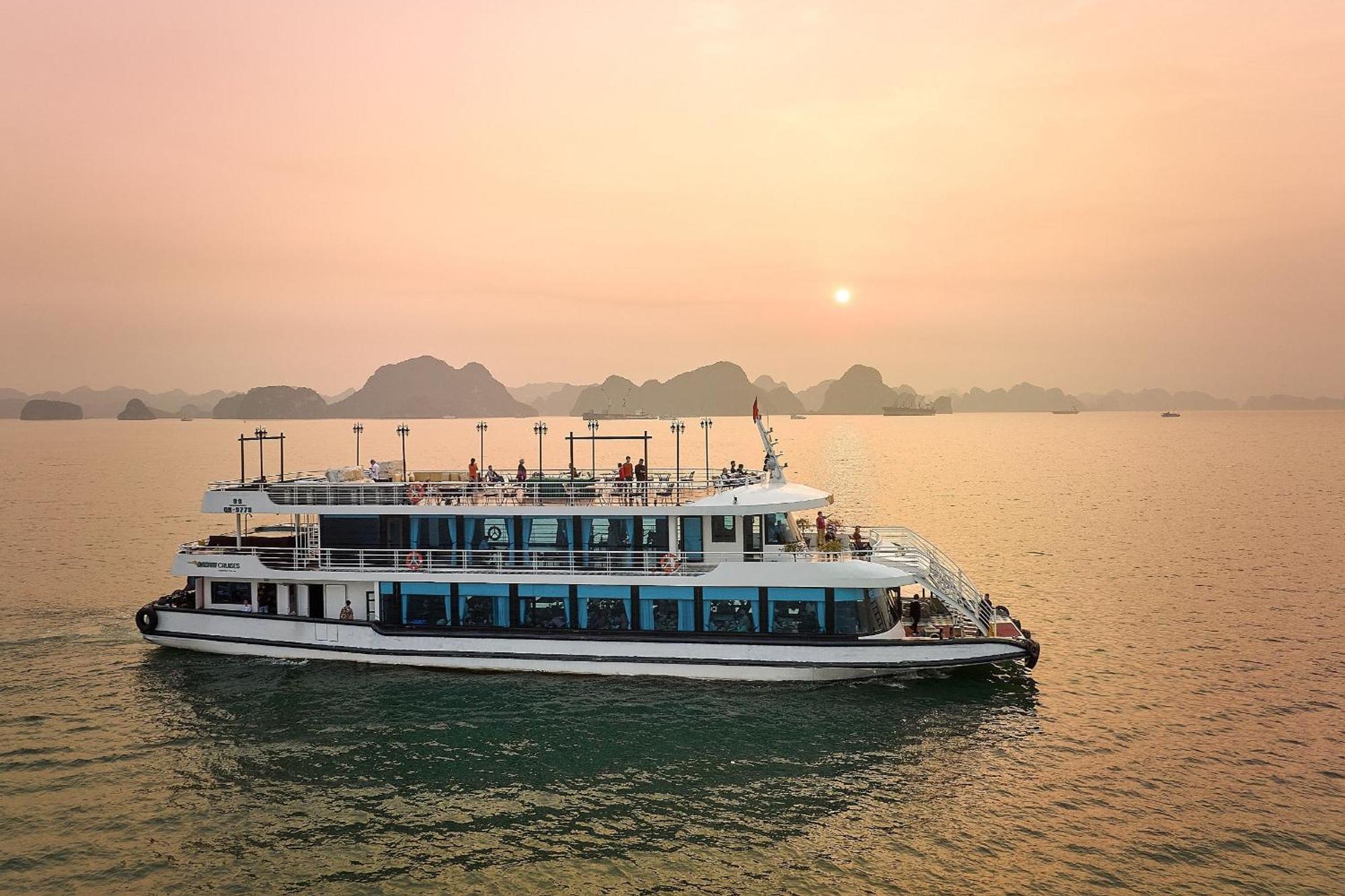 Quynh Yen Hotel Ha Long Eksteriør billede
