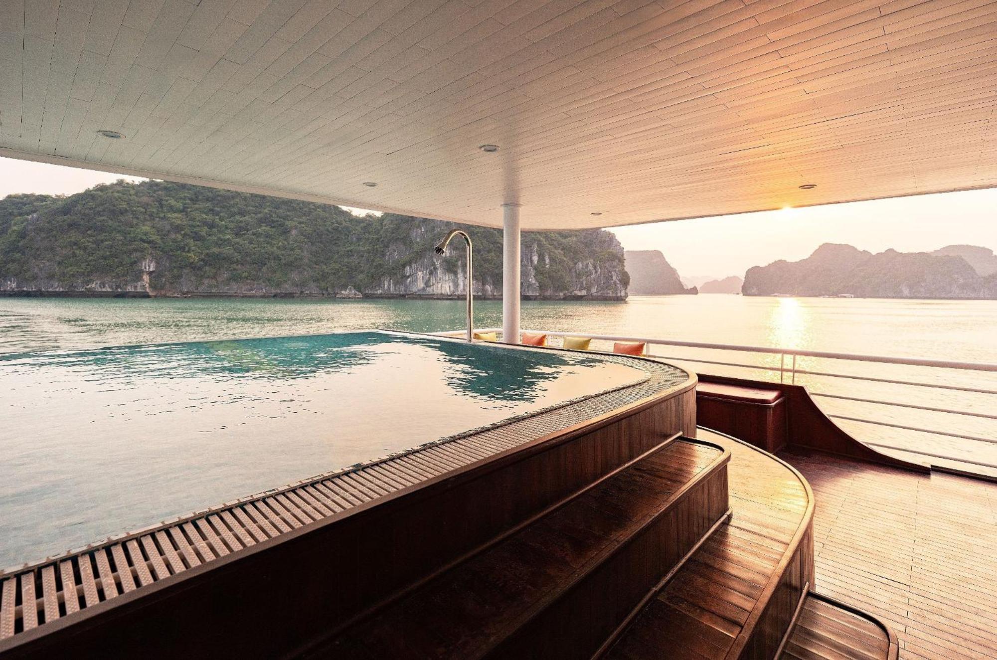 Quynh Yen Hotel Ha Long Eksteriør billede