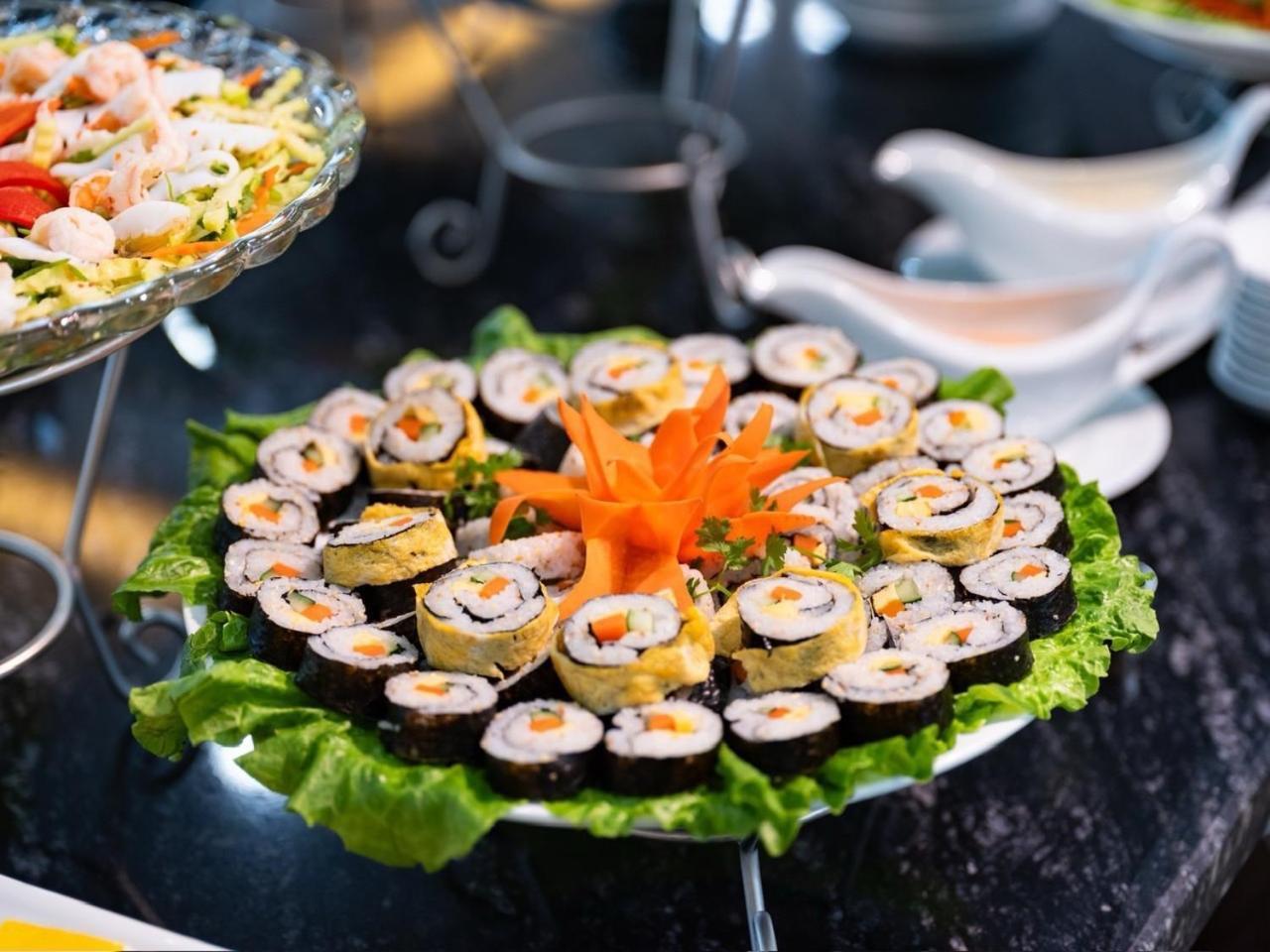 Quynh Yen Hotel Ha Long Eksteriør billede